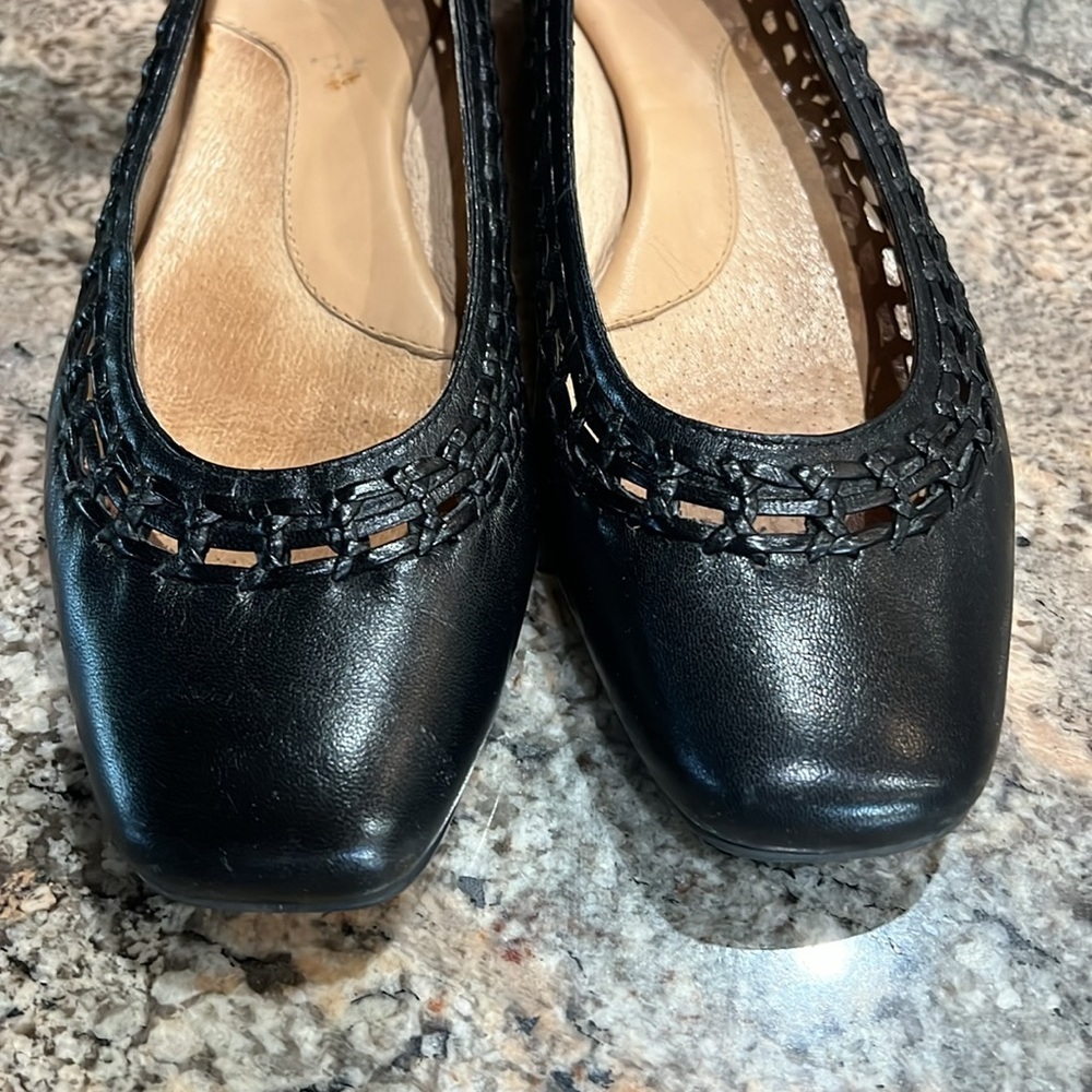 Sofft Women's Black Leather Shoes - Picture 4 of 8